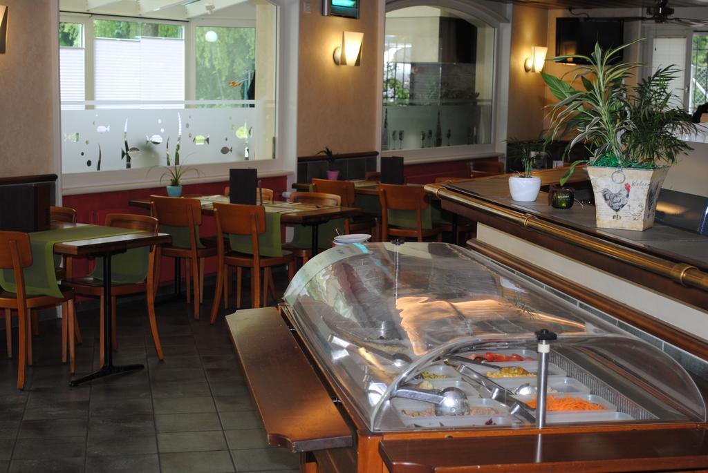 Motel - Hotel La Poularde Romont Dış mekan fotoğraf