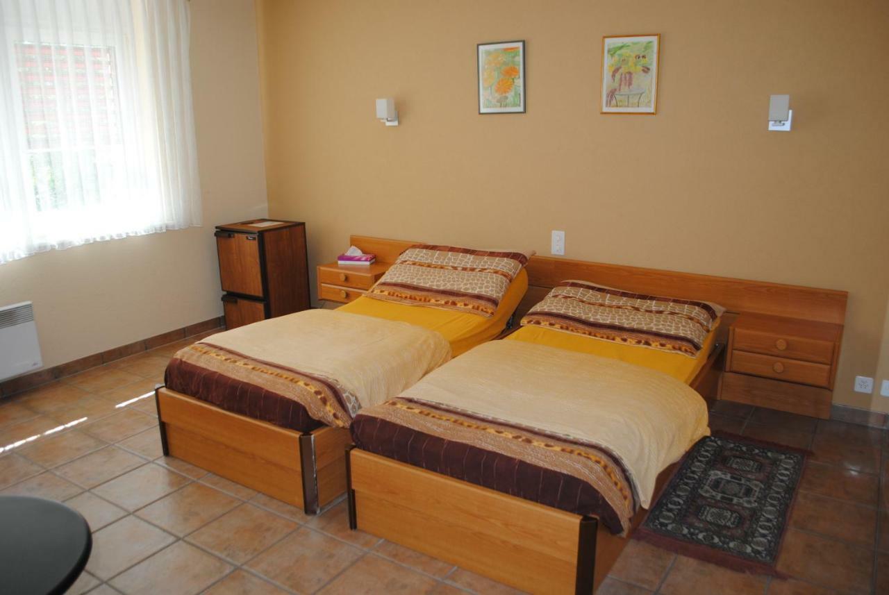 Motel - Hotel La Poularde Romont Dış mekan fotoğraf